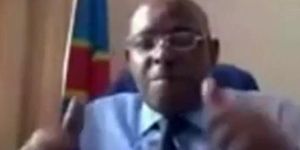 Mature Congolese Minister Daddy Barebacks His Assistant