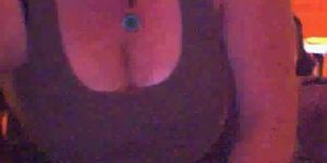 Amateur Girl Changes Clothes on Webcam