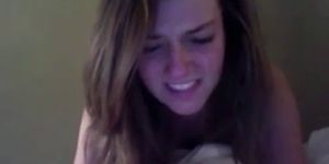 Beautiful Amateur Girl Fucks Her BF on Web Cam