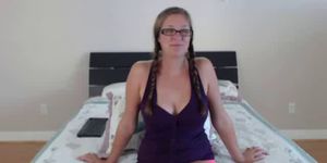 Nerdy Webcam Girl Wants To Get Face Fucked