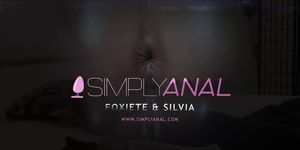 Simplyanal - Silvia Foxie T