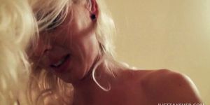 Shaved pussy blonde riding dick in reverse