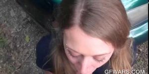 Amateur girlfriend pussyfucked outdoors