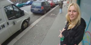 Picked up czech babe gives public blowjob