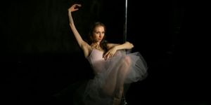 Flexible Ballerina Annett & Naked Photo Shoot - 1