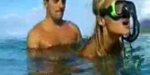 Sex Under Water - French Couple Fuck