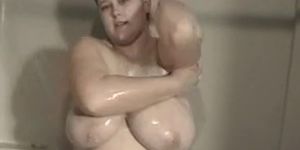 Busty BBW taking shower by Clessemperor