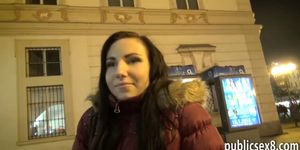 Pretty amateur Eurobabe screwed in exchange for money