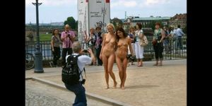 CMNF - Public Nudity Girls