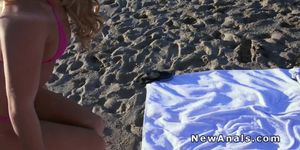 Beach blonde in bikini anal bangs