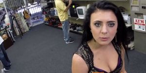 Cockloving pawn amateur gets facialized