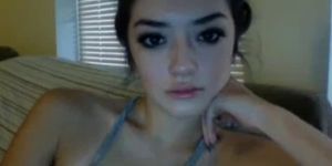 Cute Webcam Teen Chatting Online