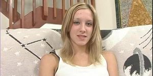 Magical lacie capers who likes to sextoy her vag