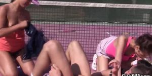 Two tennis chicks screwed on the court