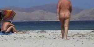 Old slut feeling sexy nude on the beach