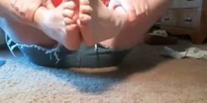 Sexy man feet in cut offs