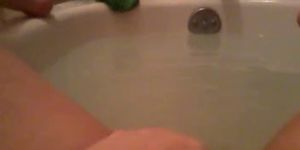 bath tub girl,