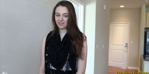 Sexy teen realtor makes the sale of the house with her 