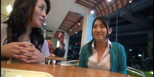 Shy Girl Meets Experienced Japanese Lesbian