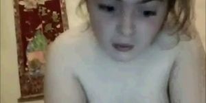 18yr old slut on webcam plays with hairbrush