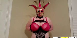Masked BBW undress for hubby