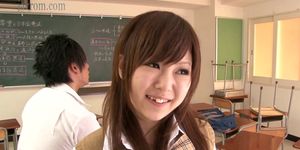 japanese schoolgirl blowjob and bukkake in the classroo