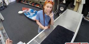 Skinny teen pawns her pussy and fucked at the pawnshop