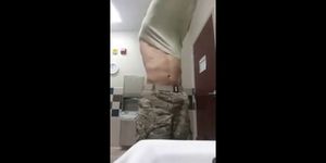 Str8 soldier play in public toilet