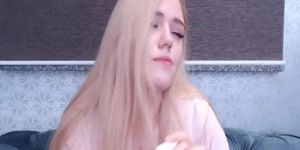 Blonde Babe Sex Kitten All Fired Up Webcam Show