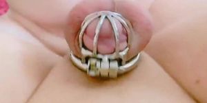 Sissygasm - cuming in chastity