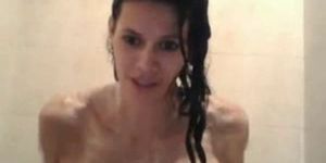 Sexy perky tit teen babe showers and pussy close up