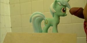 (MLP)Lyra's other favourite human appendage