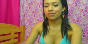 Hot Latin Teen Naked On Her Webcam