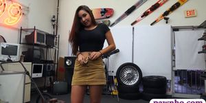 College girl banged by pervert pawn man at the pawnshop