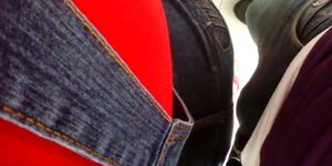 ENCOXADA 239 Teen en jeans ajustadisimos culonsita