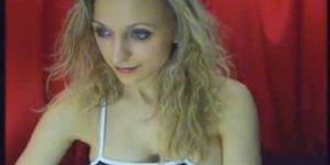 Hot Blonde Milf on Webcam