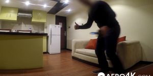GORGEOUS AFRICAN AMATEUR FUCKED ON A BACKROOM CASTING C