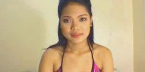 Hot Pinay webcam stripper
