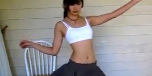Asiatica Muy Sexy Bailando sexy dancing shake booty