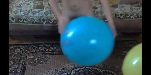 Balloon play popping humping cum