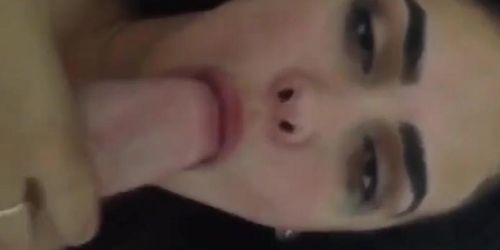 Amateur Blowjob and Facial