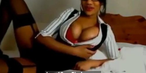 Sophia Lares 2 Live Webcam