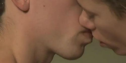 Gay man gets a fat cock