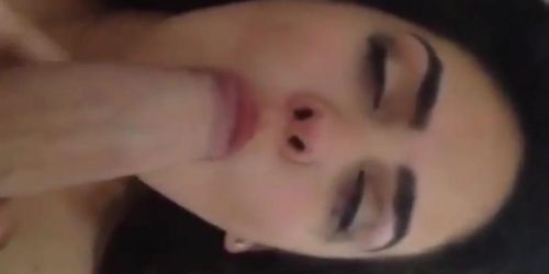 Amateur Blowjob and Facial