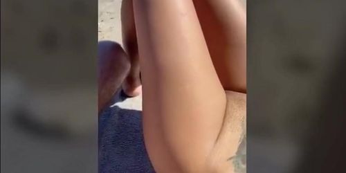 Beach play on Periscope