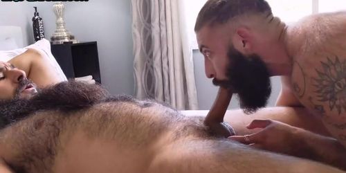 Muscular gay barebacked by huge hunk after sloppy blowjob