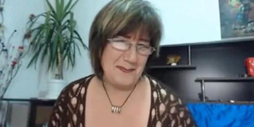 RoyalGranny Mature Webcam Queen