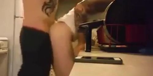 Big-Cock Amateur Bareback in the Kitchen