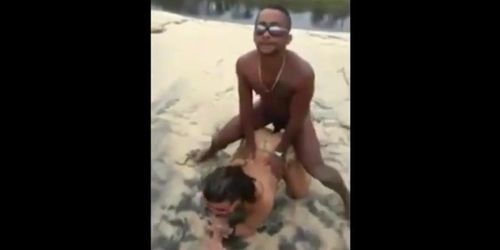 2 white beach sex with BBC