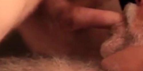 daddy bear sucking cock and cumming on his beard